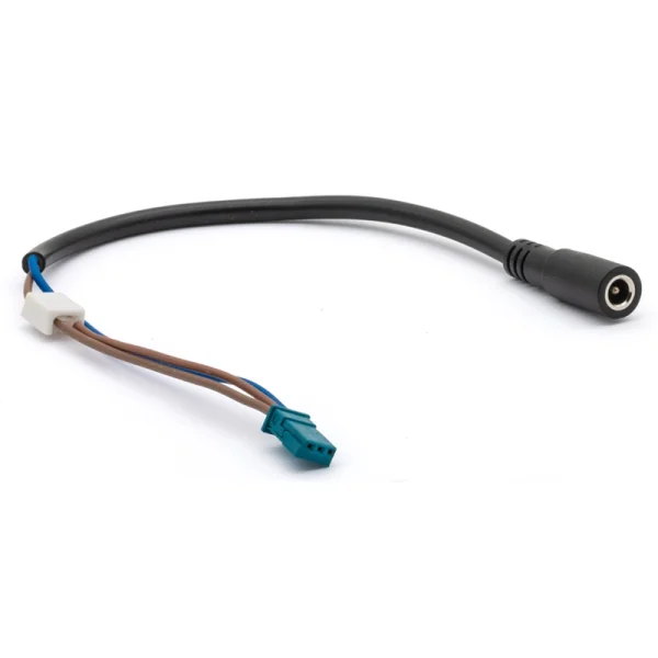 Adapter Cable Ø 5.5 mm/2.1 mm plug to 3-pin MQS